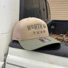 Load image into Gallery viewer, North 44 Farm Snapback Hats
